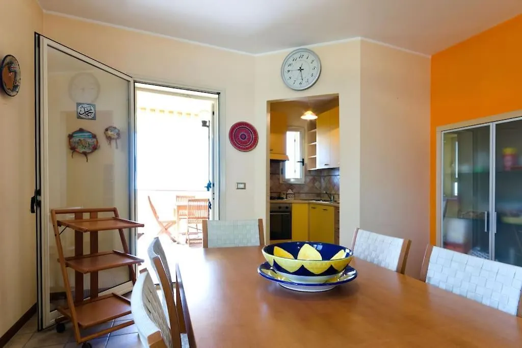 Casamarina Appartamento Frontemare Con Piscina Letojanni 0*,